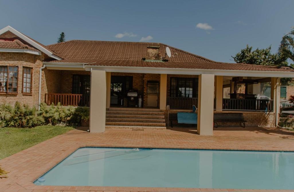 373 On Bristol Holiday home *